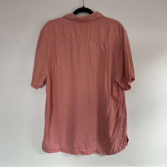 Tommy‎ Bahama Men’s 100% Silk Hawaiian Flower Shirt Size Large - Picture 8 of 11